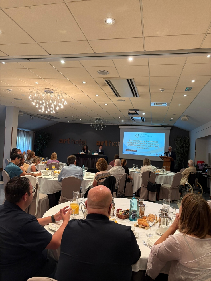 Un moment de la jornada sobre l'arbitratge en la construcció.
