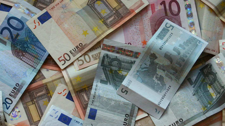 El salari medià creix al juny.