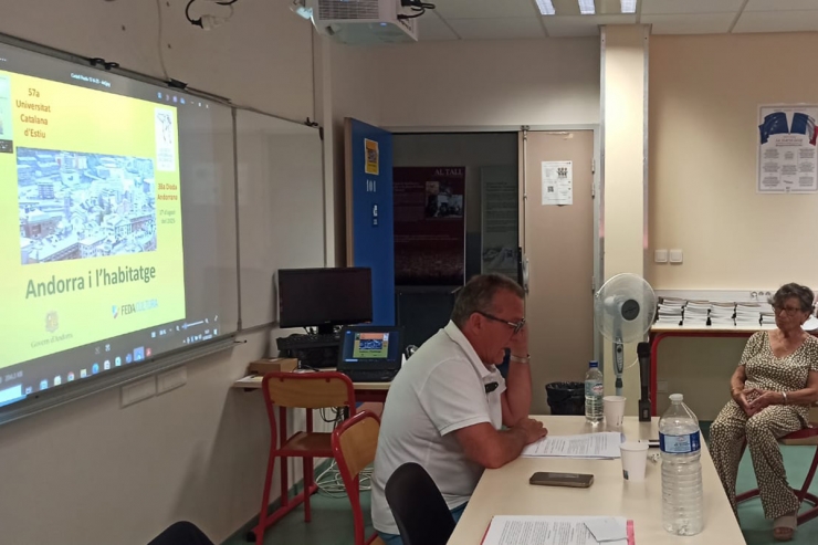 El president del Col·legi d’Agents i Gestors Immobiliaris, Gerard Casellas, durant la seva intervenció.