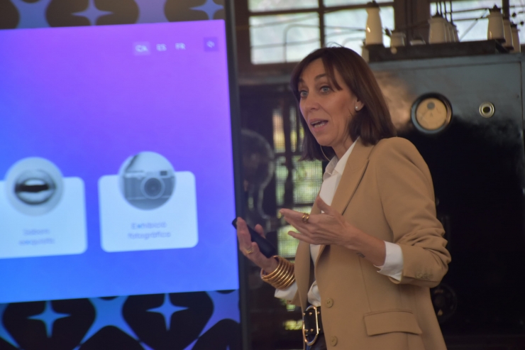 La directora de màrqueting d’Andorra Turisme, Noemí Pedra, durant la presentació.