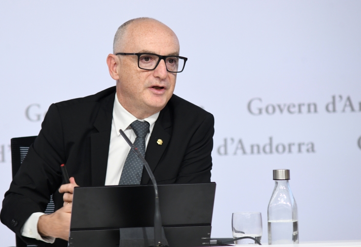 El ministre de Finances, Ramon Lladós, en la roda de premsa posterior al consell de ministres.