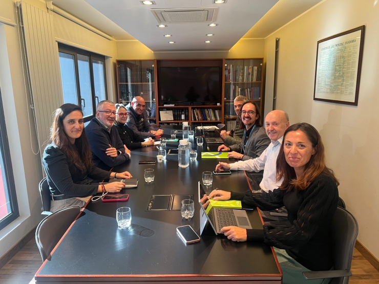 La primera de les trobades sobre l'acord d'associació, aquest dimarts amb l’AGIA.