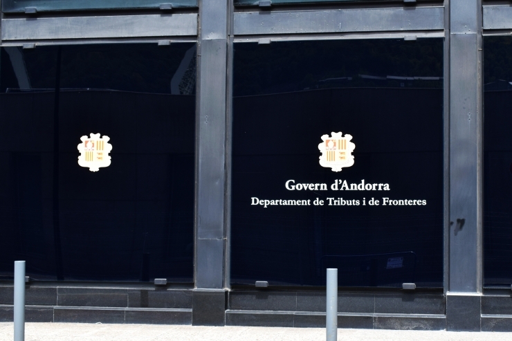 El departament de Tributs i Fronteres.