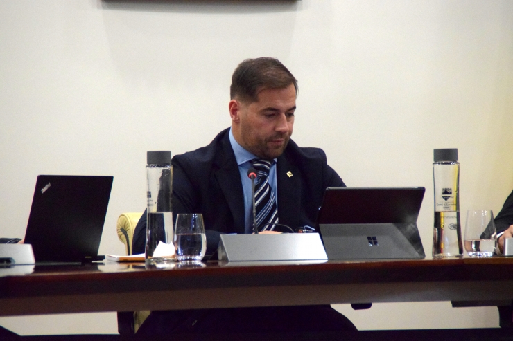 El conseller de Finances, Esports i Reactivació Econòmica del comú d'Encamp, Nino Marot, en sessió de consell de comú.