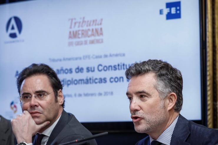 El síndic general durant la conferència a Casa de América, a Madrid.