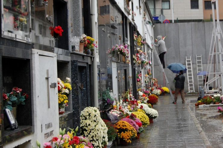 El preu dels nínxols varia segons la parròquia.