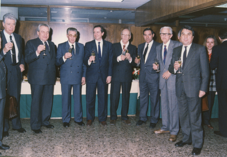 Un moment de l'acte institucional per formalitzar la creació de FEDA, l'any 1988.
