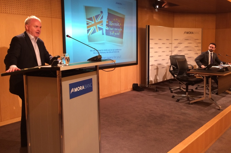 El director de PwC a Londres i expert en fiscalitat, Mike Curran, durant una xerrada anterior a MoraBanc.