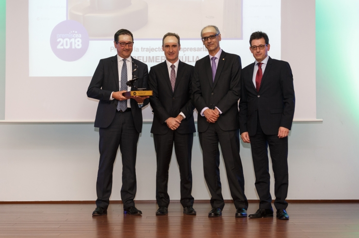 Lliurament del premi a Perfumeria Júlia.