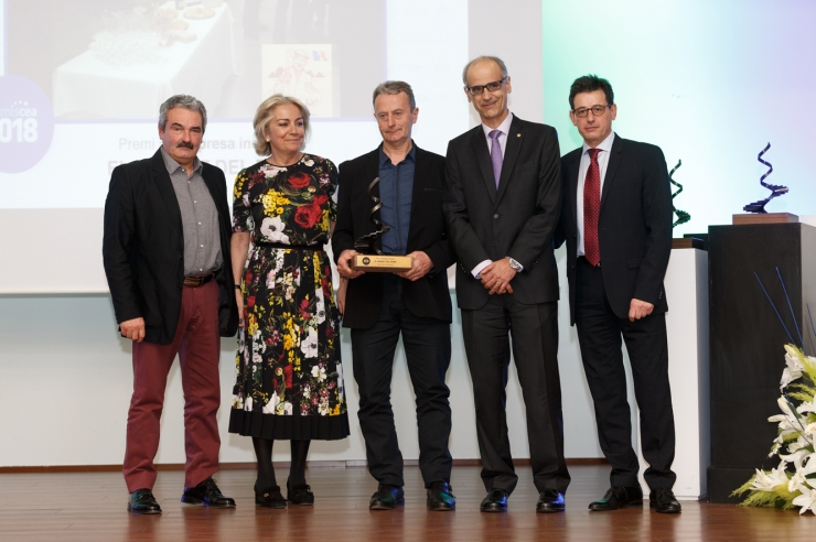 Lliurament del premi al Rebost del Padrí.