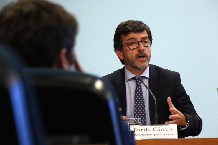 El ministre Jordi Cinca durant la roda de premsa d'aquest dimecres.