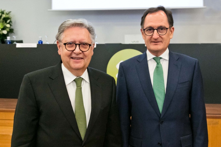 El fins ara conseller delegat de Crèdit Andorrà, Josep Peralba, i el director general de Crèdit Andorrà, Xavier Cornella.