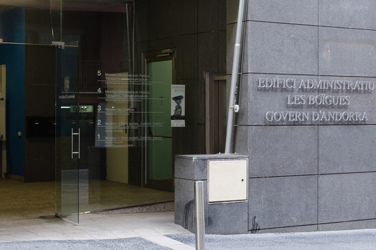 Entrada al servei d'Ocupació.