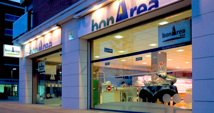 Un dels supermercats de la cadena BonÀrea