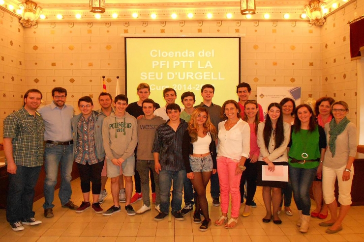 Dotze joves van finalitzar el darrer curs fet a la Seu d'Urgell.