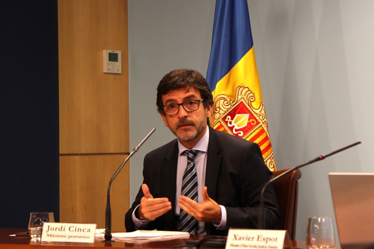 El ministre Jordi Cinca durant la roda de premsa d'aquest dimecres.