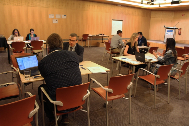 Un moment de la sessió d''Speed Mentoring' entre els finalistes del Lab Impact Andorra i professionals de diversos sectors.