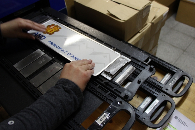 La preparació d'una matrícula.