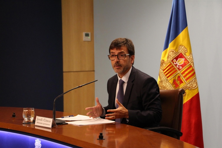 El ministre Jordi Cinca durant la roda de premsa d'aquest dimecres.