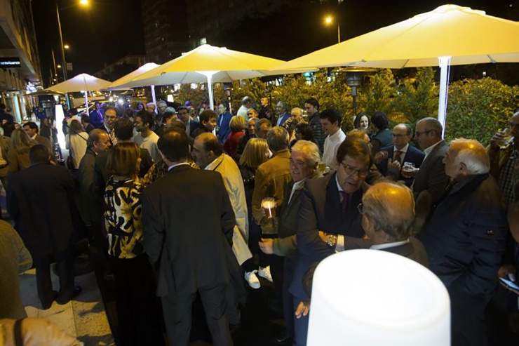 L'acte inaugural de la nova oficina d'Andbank a Burgos va reunir un nombrós públic.