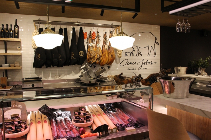 Una imatge de l'espai gastronòmic de The Embassy.