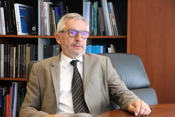 El president de BancSabadell d'Andorra, Miquel Alabern, durant l'entrevista.