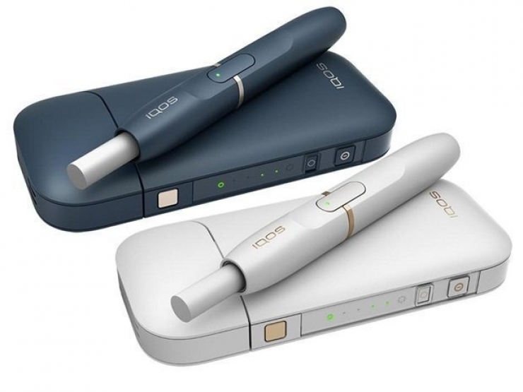 L'IQOS és una dispositiu electrònic que permet fumar sense fum.