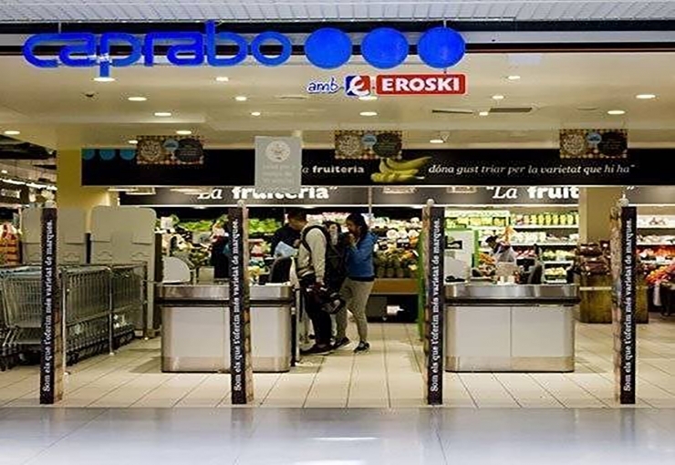 Supermercat Caprabo Eroski de l'illa Carlemany.