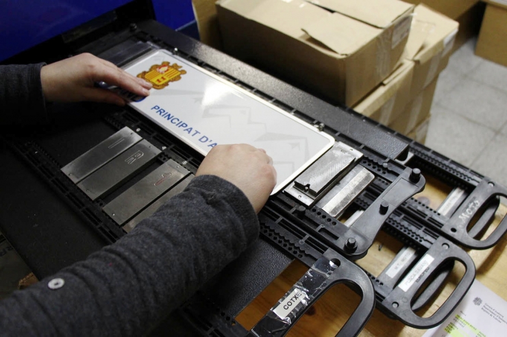 Les matriculacions de vehicles han baixat durant el mes de juny.