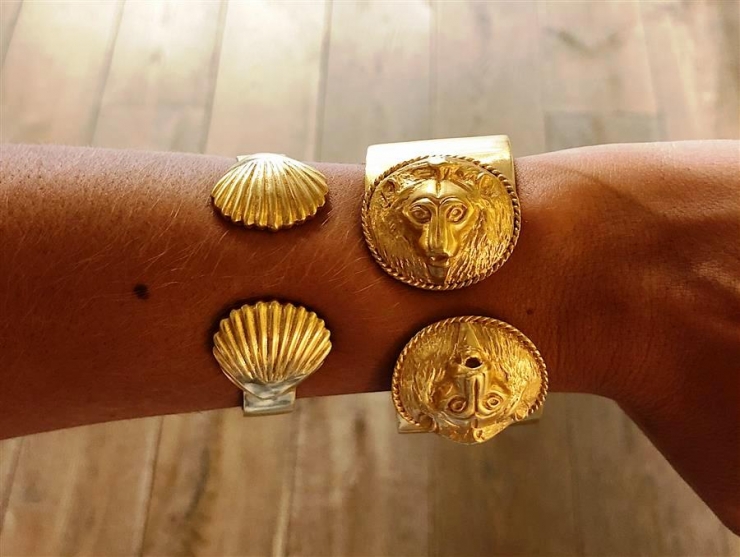 Joies de Moncollierbcn.