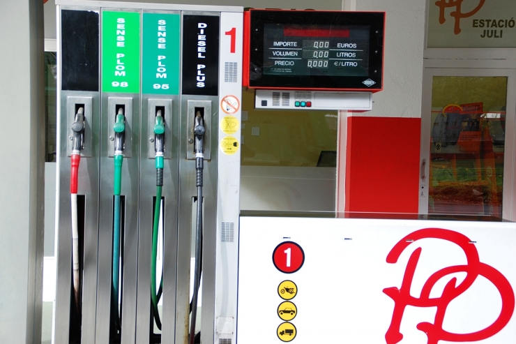 Els carburants han baixat de preu el mes de juliol.