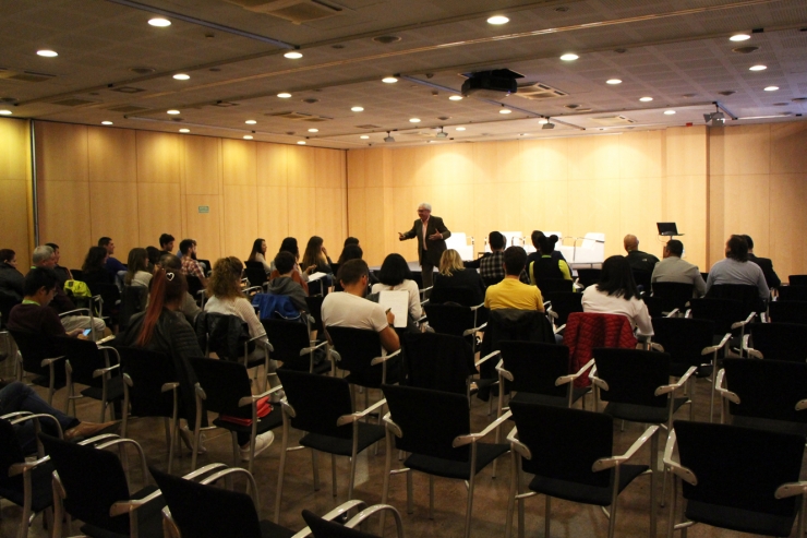 El ponent Lluís Godayol durant la seva intervenció.