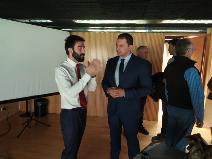 Jordi Gallardo, ministre d'Economia i Empesa amb Sebastià Mijares, impulsor del projecte.