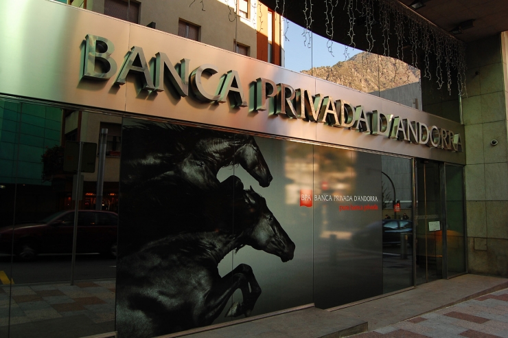 Seu social de BPA, actualment convertida en Vall Banc.