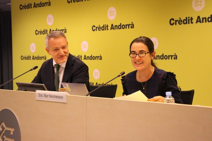 La cofundadora i sòcia gerent de Pear VC, Mar Hershenson, i el director de Comunicació Corporativa, Màrqueting i Transformació Digital Clients de Crèdit Andorrà, Joan Ramon Mas.