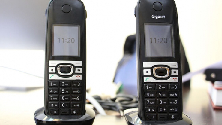 La telefonia fixa baixa en comparació al gener del 2019.