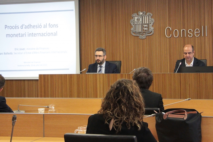 Un moment de la compareixença del ministre de Finances, Eric Jover.