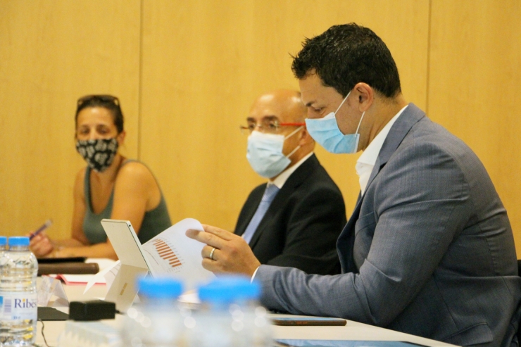 El ministre de Presidència, Economia i Empresa, Jordi Gallardo, durant la reunió que ha mantingut aquest dijous el consell econòmic i social.