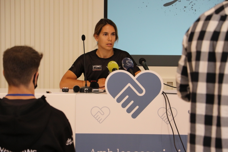 El membre de l'equip de la FAE de surf de neu i estil lliure, Naeva Estévez.