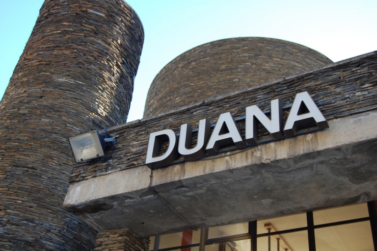 Una imatge d'arxiu de la duana situada a la Farga de Moles.