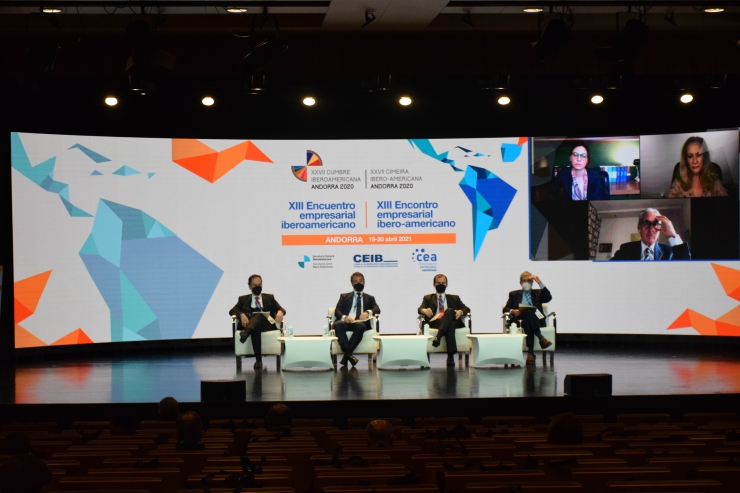 Un moment del debat sobre la resolució de conflictes.