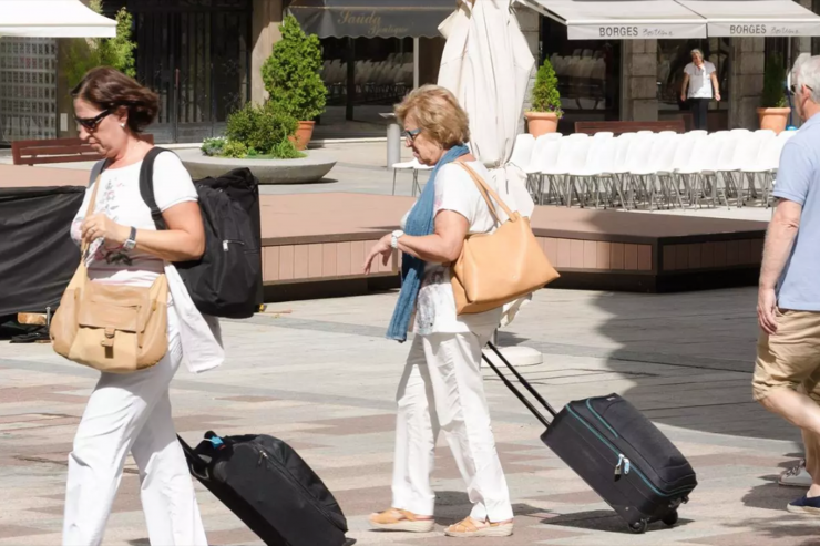 Turistes a Escaldes-Engordany.