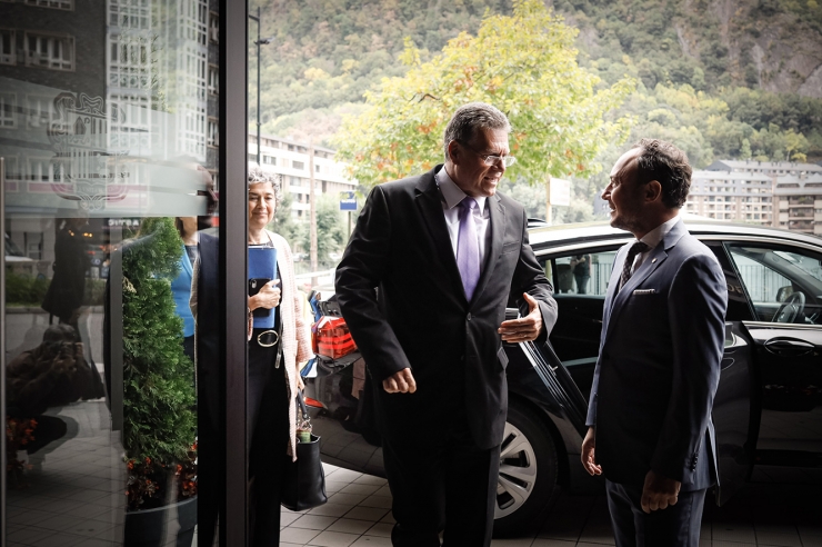 El cap de Govern, Xavier Espot, rep el vicepresident de la Comissió Europea, Maroš Šefčovič.