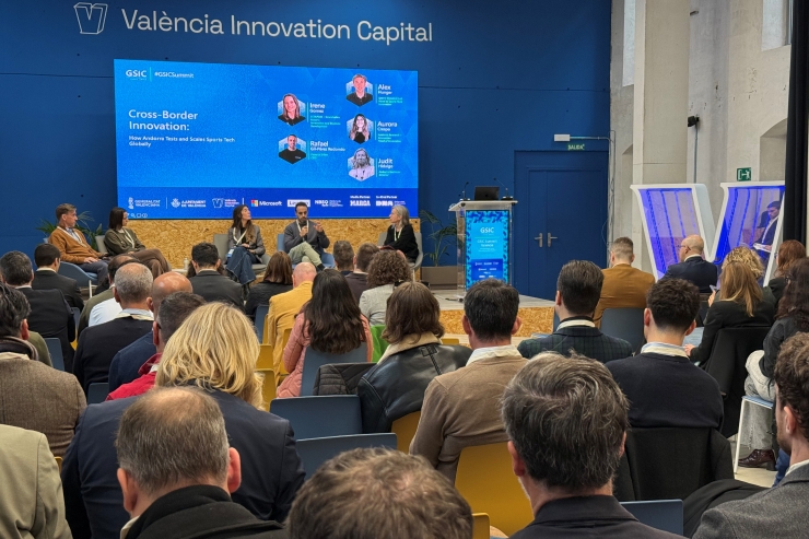 Durant les jornades.