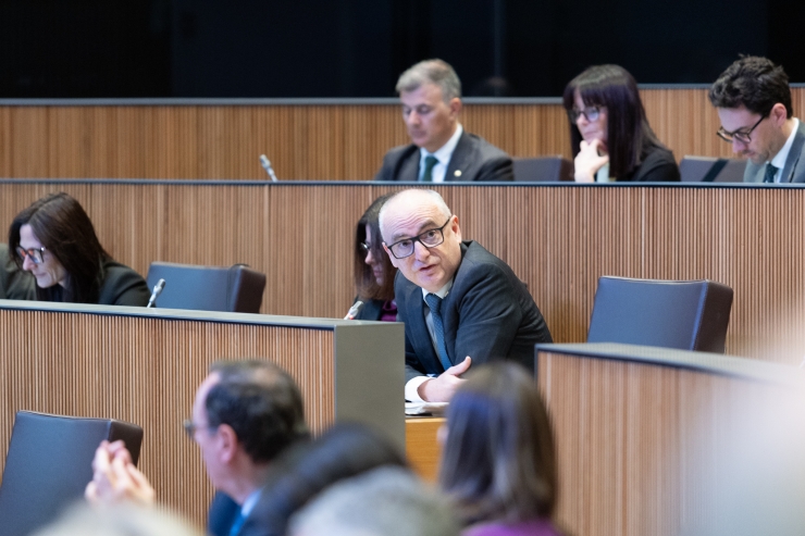 El ministre de Finances, Ramon Lladós, al Consell General.