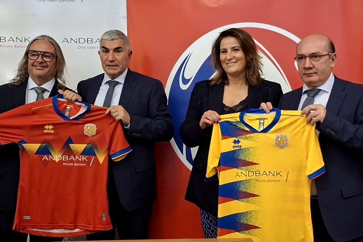 L'acord de patrocini entre AndBank i la Federació Andorrana de Futbol.