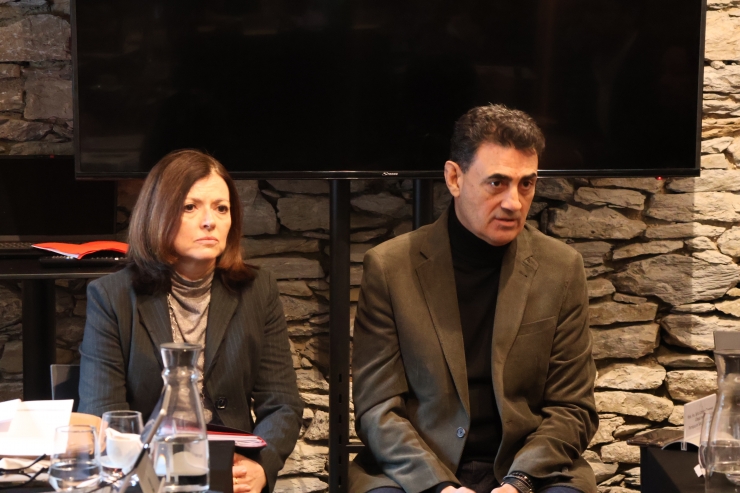 El ministre de territori i urbanisme, Raul Ferré, i la ministra d'Afers Exteriors, Imma Tor.