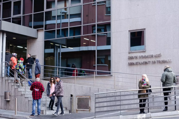 L'edifici on es troba el servei d'Ocupació.