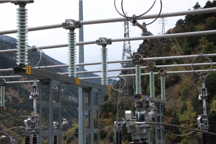 Les importacions d’energia creixen un 2,6% al desembre.
 