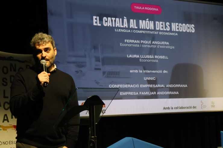 El director del Congrés de Cultura Catalana, Esteve Plantada, coorganitzador de les jornades amb Cultura Activa de 'El català al món dels negocis'